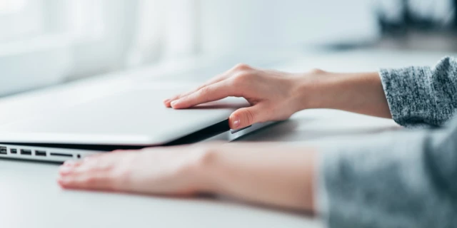 Три причины желания отложить дела на потом: как преодолеть это и достичь успеха