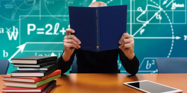 Значимость постоянного образования: преимущество непрерывного обучения в современном мире.