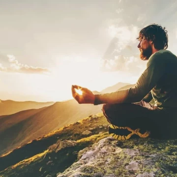 Практика медитации и рефлексии для укрепления самосознания