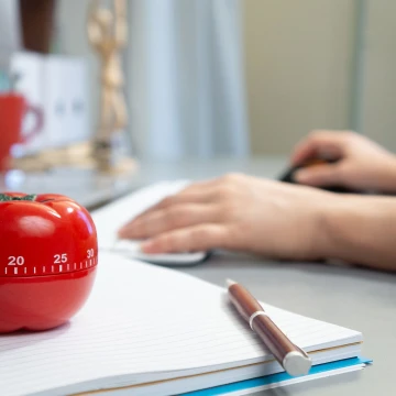 Методика "Pomodoro": Как простой таймер может улучшить вашу продуктивность